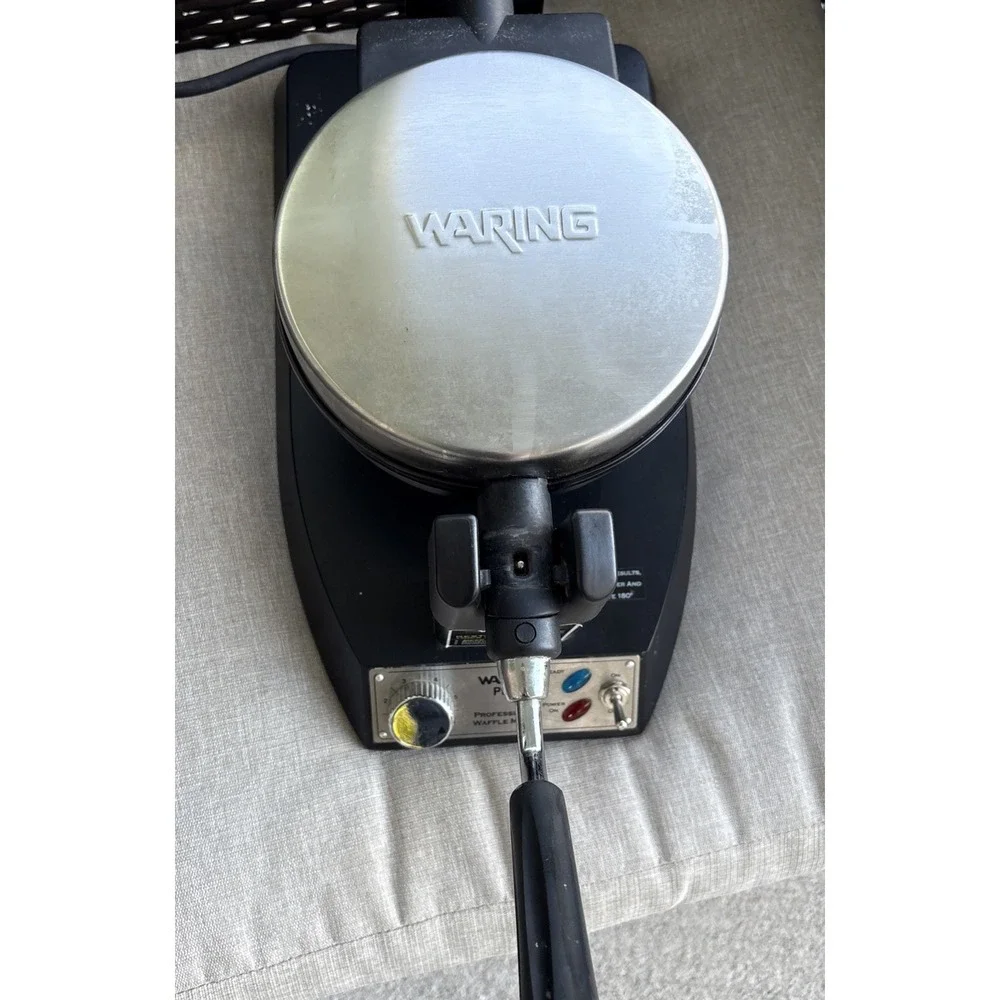 Waring Pro Thick Belgian Stainless Waffle Maker Restaurant Style WWM200BJ Cook
